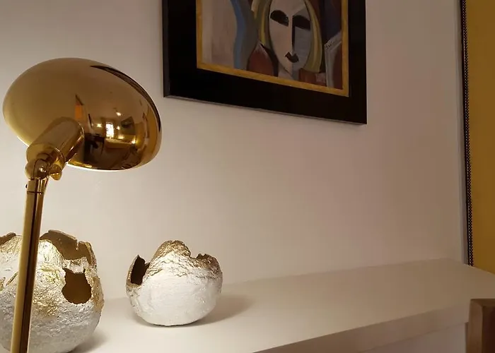 Luxury - Broletto 39 *