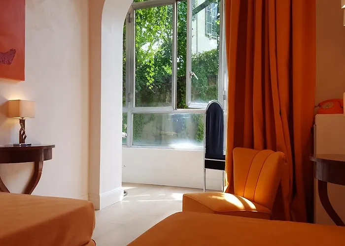 Luxury - Broletto 39 *