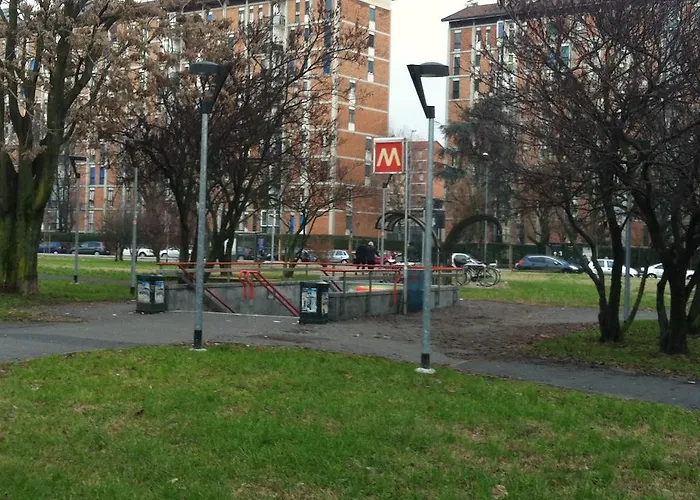 Bed & Breakfast Two Beds In The Green Near The Fair Milano