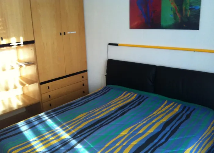 Bed & Breakfast Two Beds In The Green Near The Fair Milano