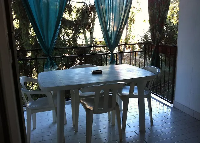 Bed & Breakfast Two Beds In The Green Near The Fair Milano