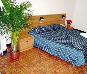 Hotel San Tomaso *