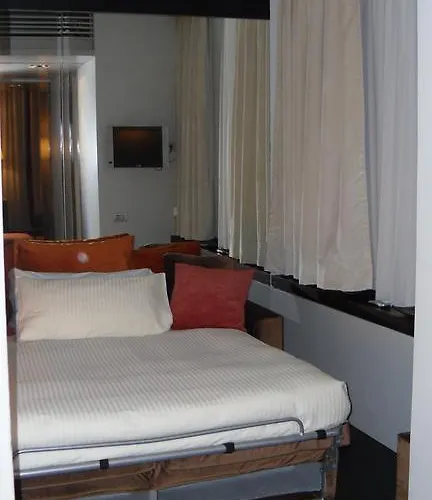 Ξενοδοχείο Sina The Gray 5*