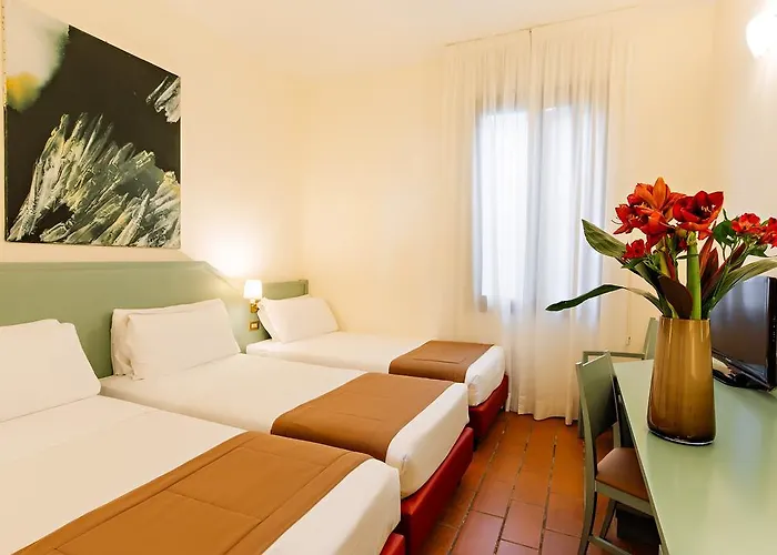 Отель Excel Naviglio - Ca'bianca 4*