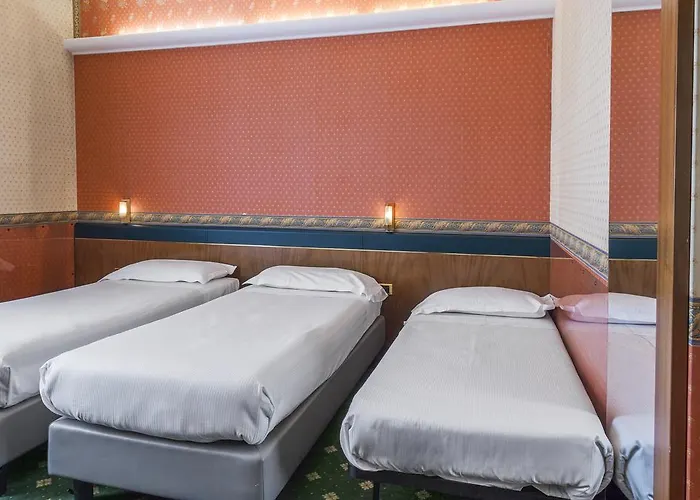 Des Etrangers Μιλάνο