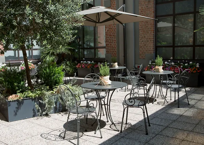 מלון Starhotels Business Palace