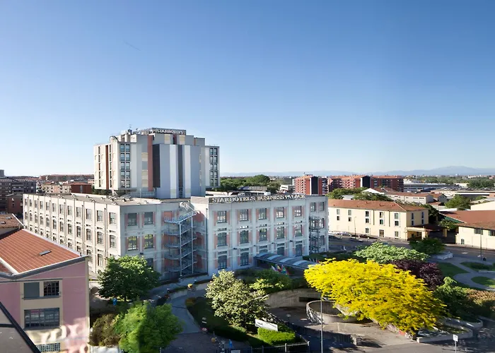 Otel Starhotels Business Palace Milano