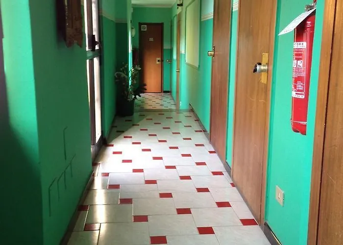 Hotel Bonola 2*