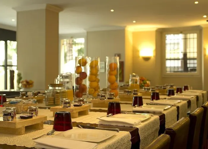 Hotell Town House 31 4*