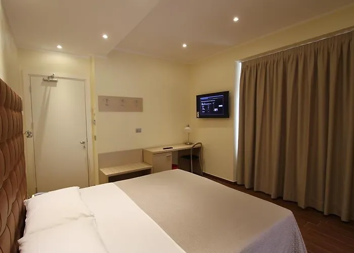 拉玛尼纳酒店 酒店