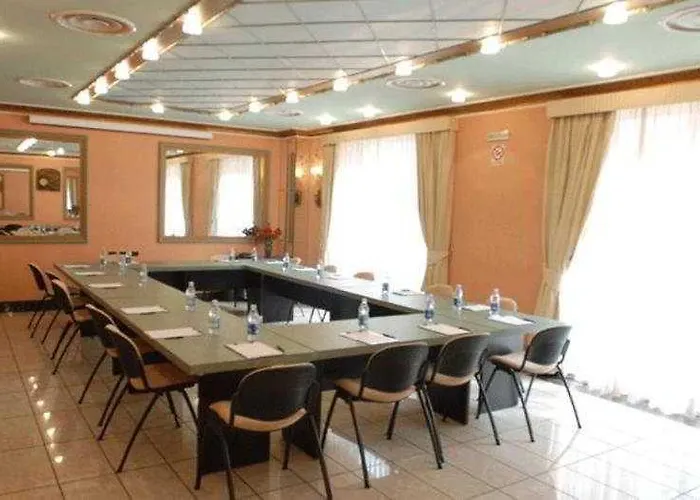 Ih Puccini 酒店 4*