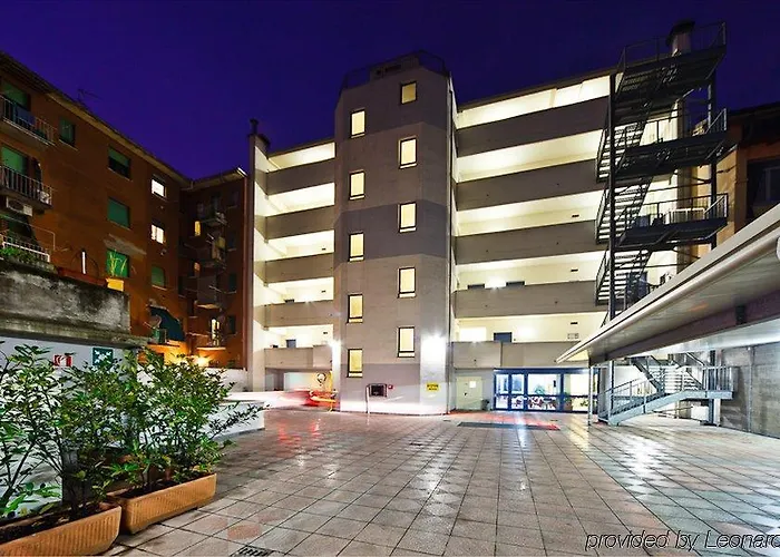 Sechi With Parking 3*