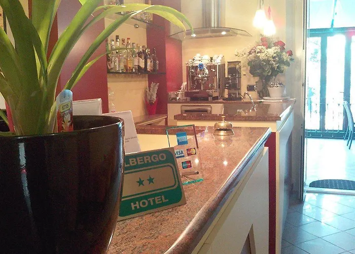 都耶贾迪尼酒店 2*