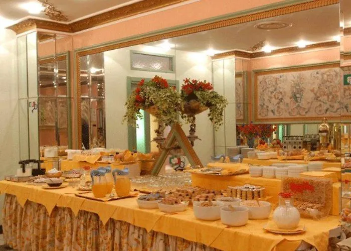 Ih Puccini 酒店 4*