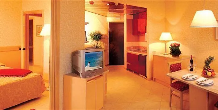 Unaway & Quark Due 4* Milano