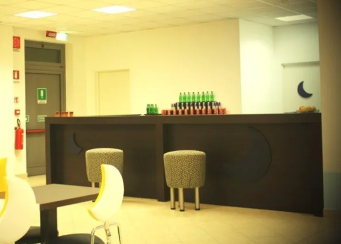 Hostel New Generation Chic Sempione *