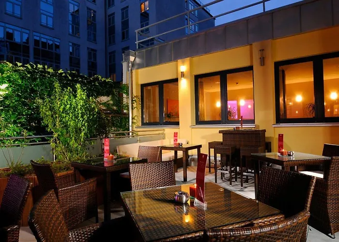 米兰市中心莱昂纳多酒店