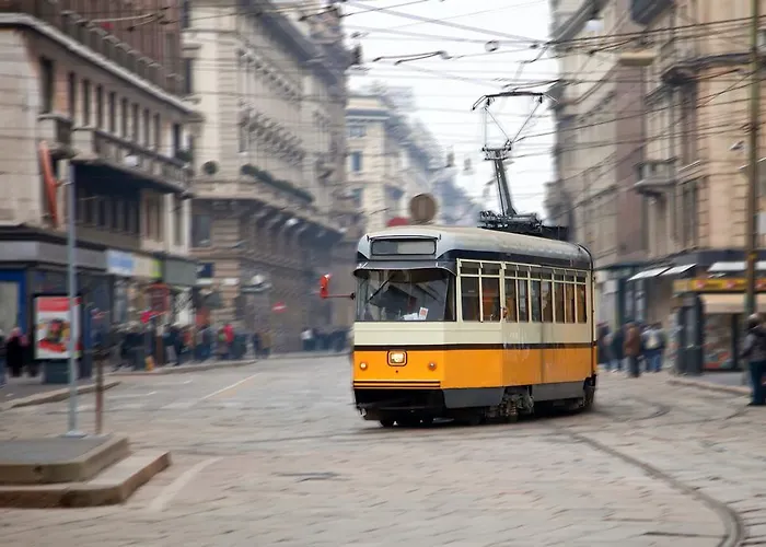 Lägenhetshotell Easy - And Navigli 3*