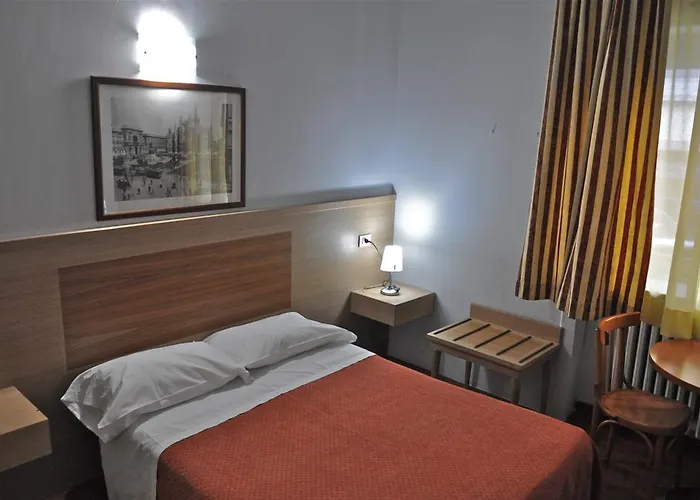 多佛尔酒店 米兰