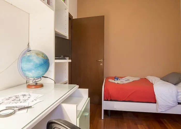 Joivy Warm Family Flat For 4 With Terrace In Mailand