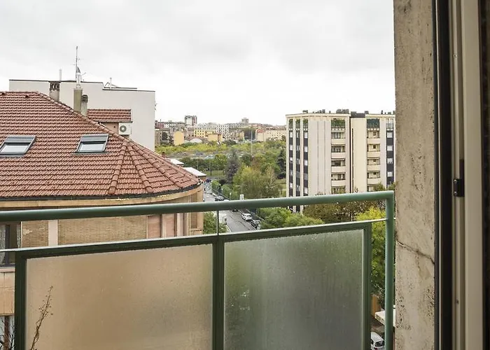 Апартаменты Joivy Warm Family Flat For 4 With Terrace In