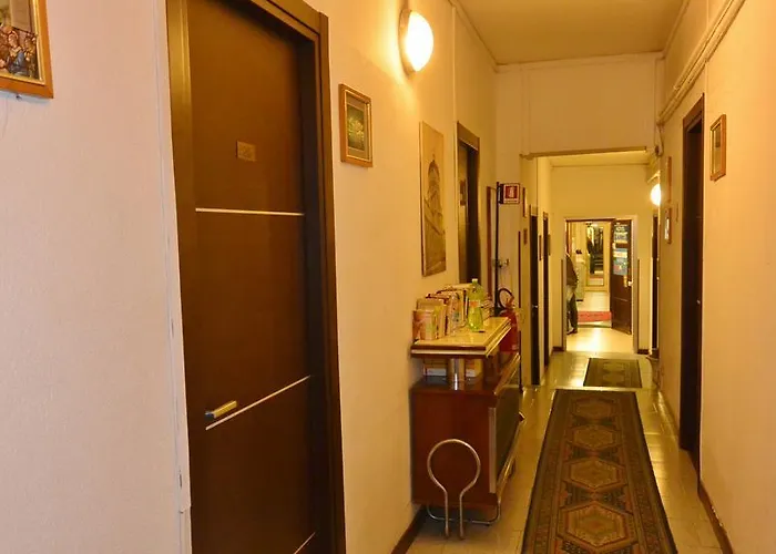 Hotel Arno