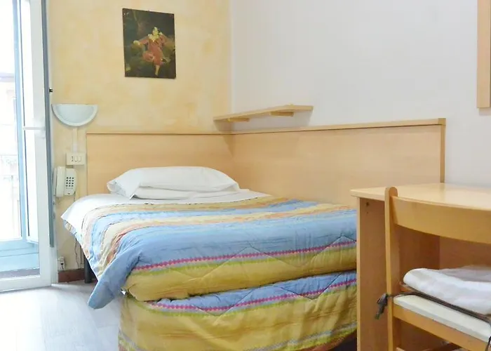 Hotel Arno *