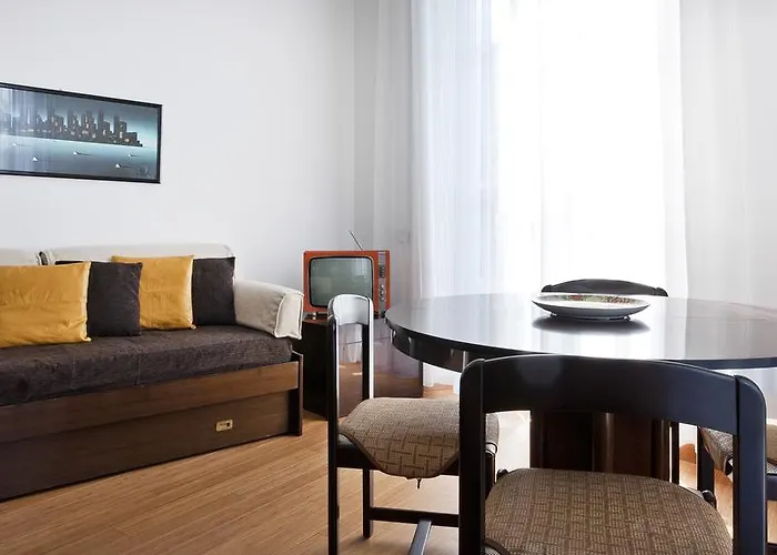 Italianway Easy - Piazza Firenze 4 Apartament