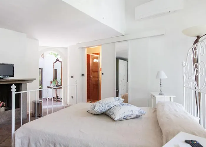 Gioia House Bed & Breakfast 4*