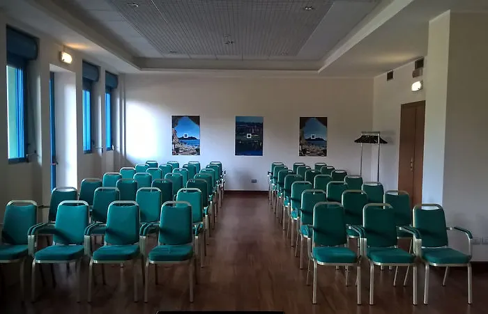 Unaway & Quark Due Apart Otel Milano