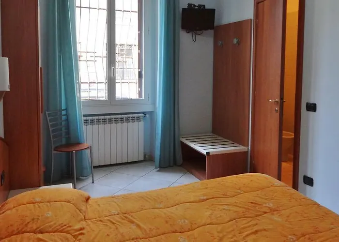 Hotel2000 מלון