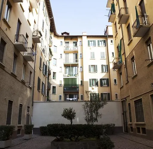 Alessia's Flat - Portello Appartement Milaan