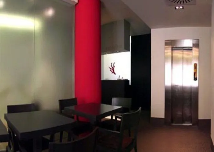 科拉罗酒店 酒店