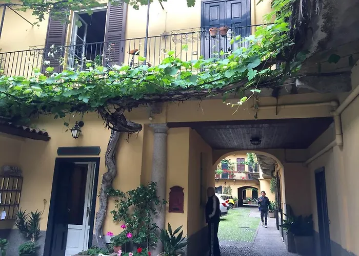 Lovelyloft - Alzaia Naviglio Apartament *
