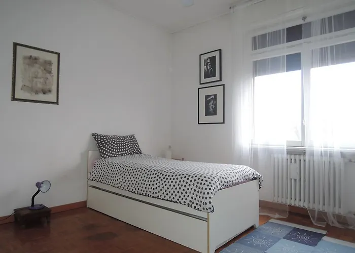 Vendégház Naviglicenter