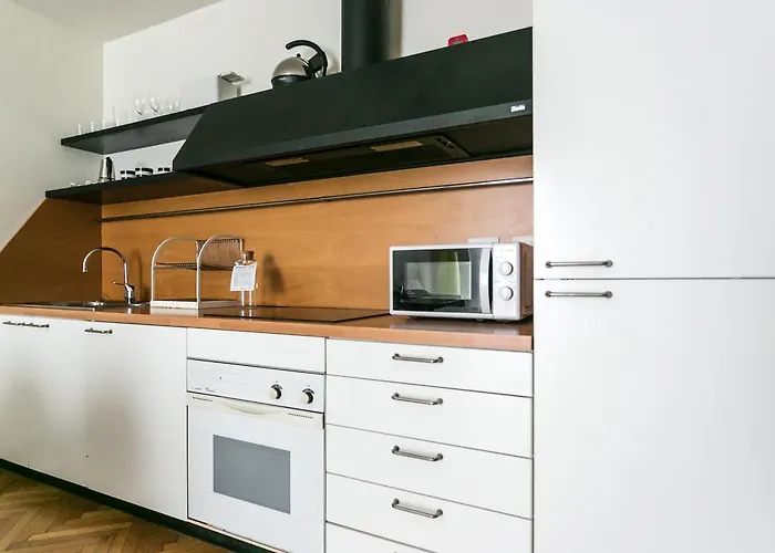 Italianway Easy - Da Procida 25 Milánó