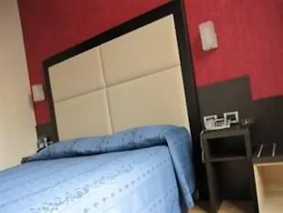 Szálloda Piacenza Milánó