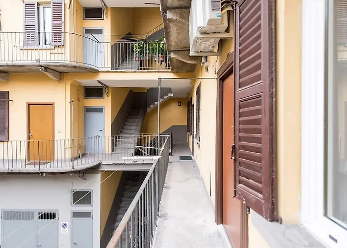 Guesthost - Porta Garibaldi White Flats *