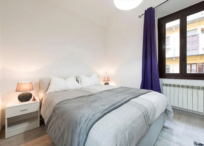 Guesthost - Porta Garibaldi White Flats