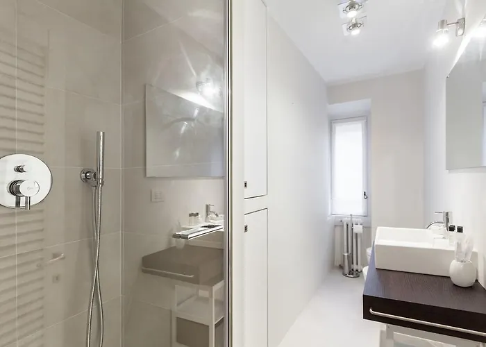 Easyhomes - Spiga Apartment *