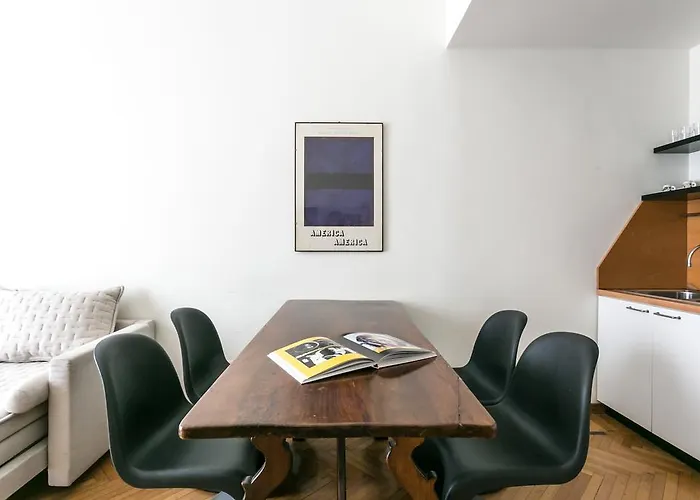 Italianway Easy - Da Procida 25 Milánó