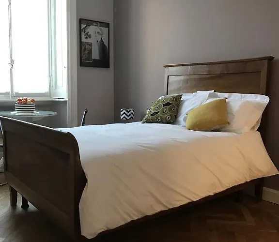 Apartment Zebra Rosso