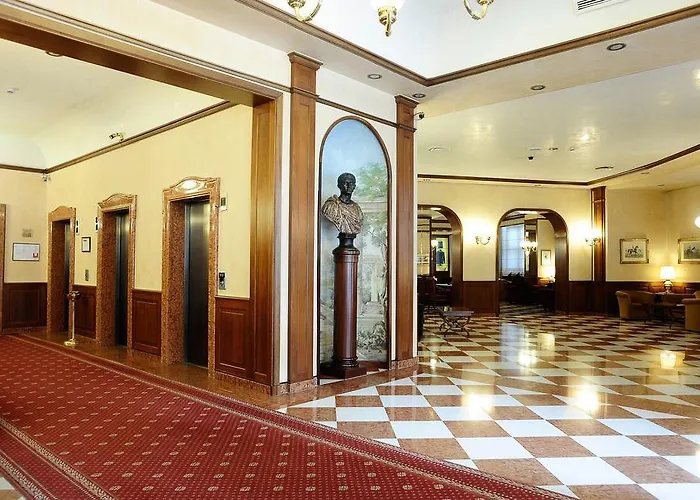 米兰市中心莱昂纳多酒店 酒店 米兰