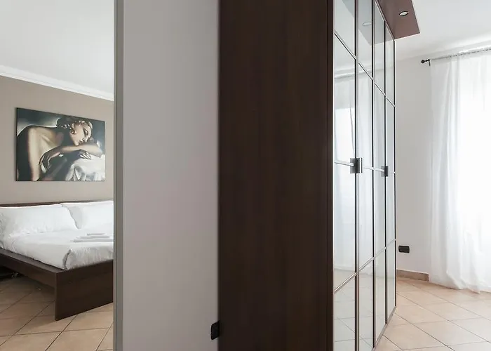 Italianway Easy - Vigevano 45 Milán