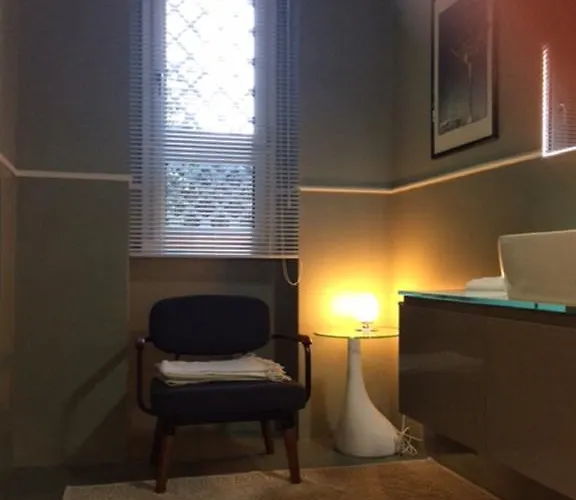 Porta Venezia Centro מלון *