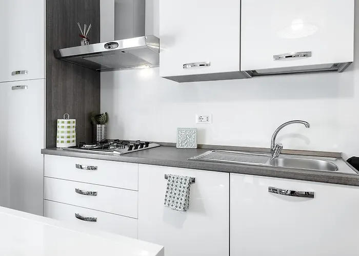 Stayeasy Filzi11 - 3 Bedrooms, 2 Baths - Station *