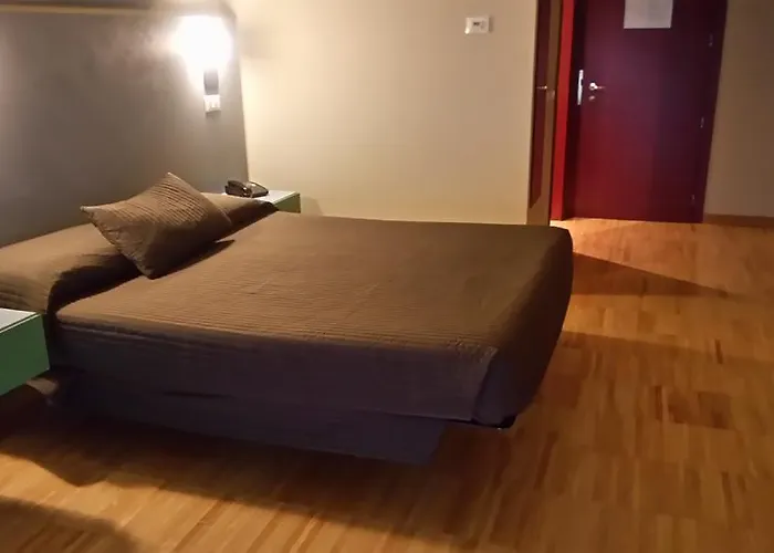 Mihotel فندق ميلان