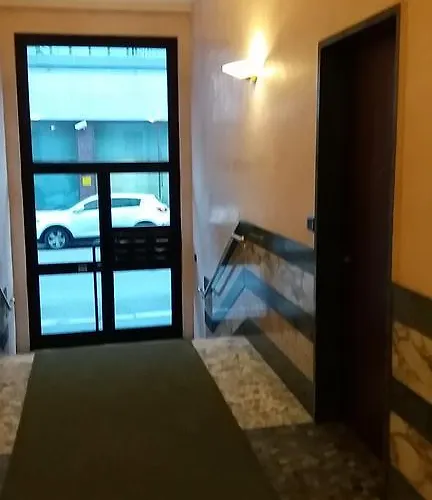 Livings Lazzaroni Milán