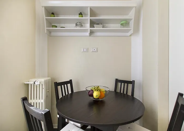 Apartment Papiniano 38