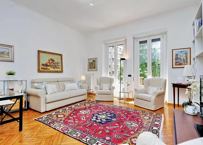 Joivy Fabulous 1-bedroom Flat With Terrace Next To Park * ميلان
